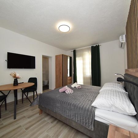 Sofia'S Studio & Room Zadar Exterior photo