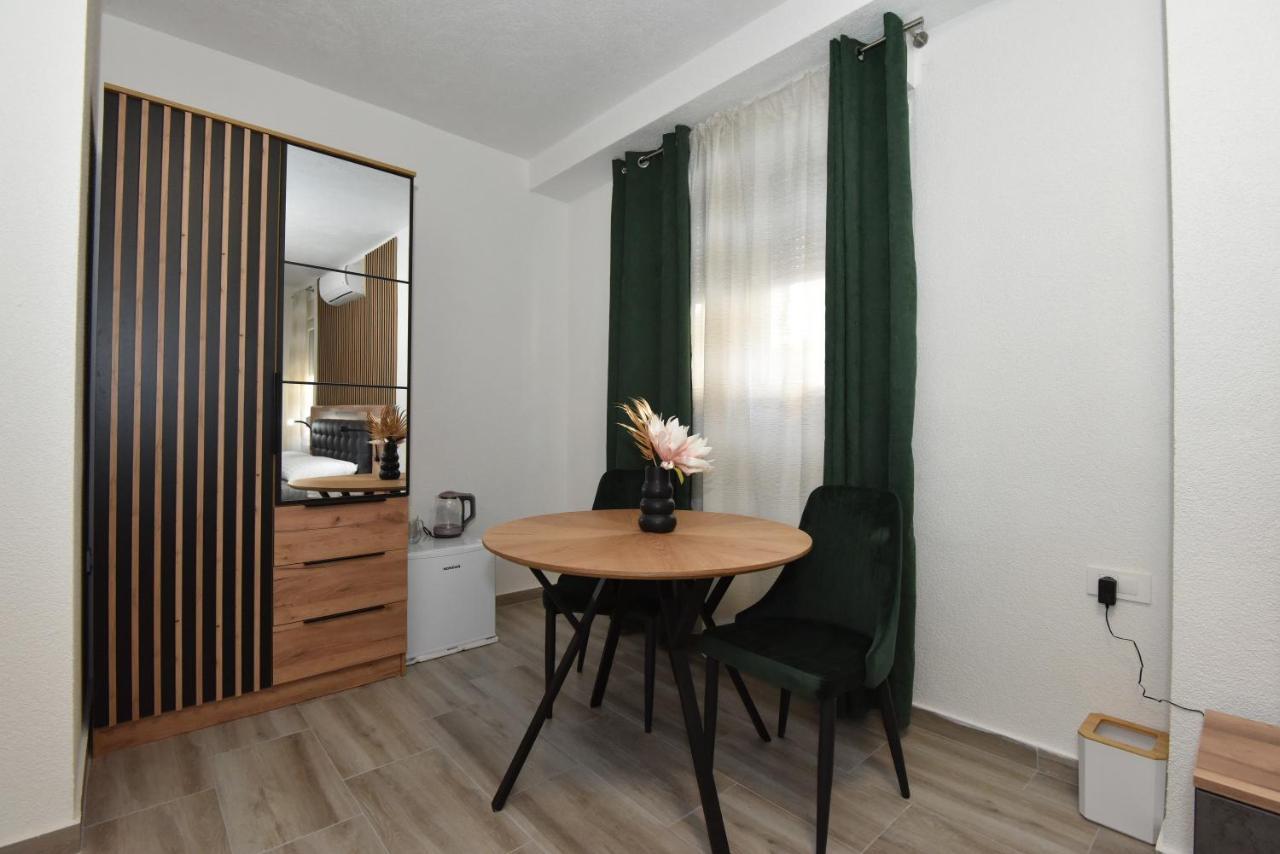 Sofia'S Studio & Room Zadar Exterior photo